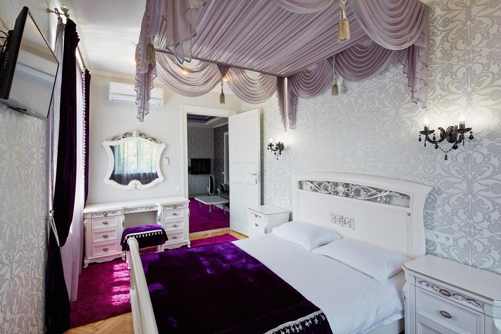 2 Bedrooms Apartments Levia 2 *